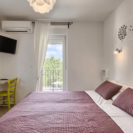 Noela In For 6 Persons With Large Garden, Kids Playground - Only 2,5 Km From * Rakalj