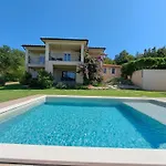 Noela In For 6 Persons With Large Garden, Kids Playground - Only 2,5 Km From