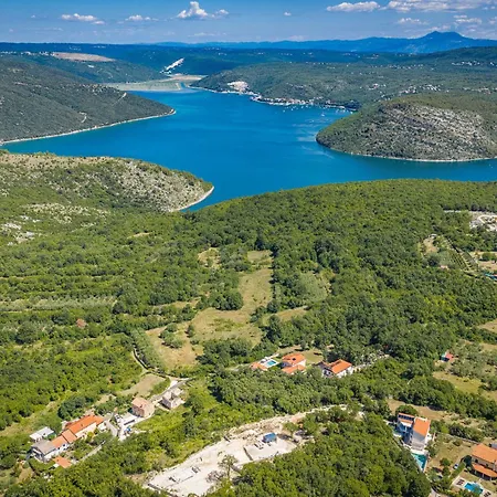 Villa Noela In For 6 Persons With Large Garden, Kids Playground - Only 2,5 Km From