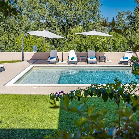 Noela In For 6 Persons With Large Garden, Kids Playground - Only 2,5 Km From *