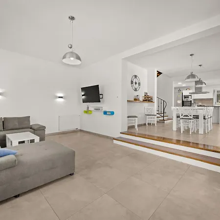 Noela In For 6 Persons With Large Garden, Kids Playground - Only 2,5 Km From Villa *
